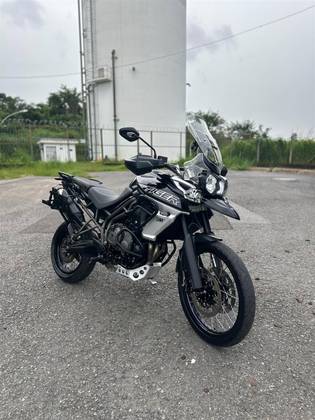 TRIUMPH TIGER 800 XCX TRIUMPH TIGER 800 XCX